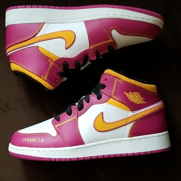 Air Jordan 1 Mid Dia de Los Muertos - Picture 6 of 9